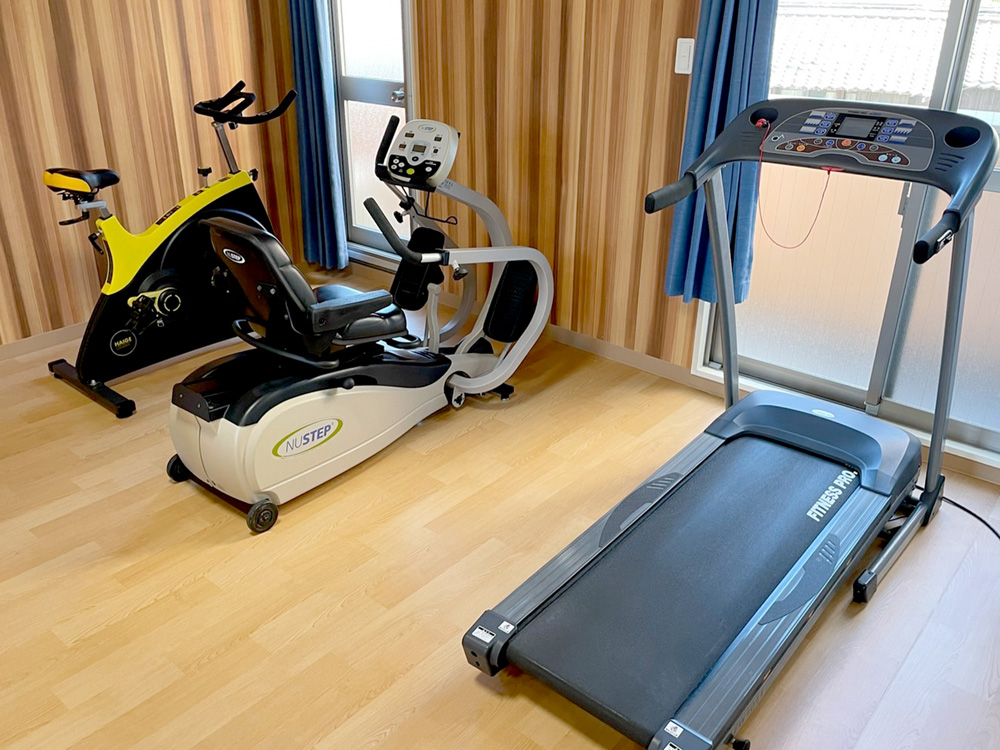 自転車、ウォーキングマシン