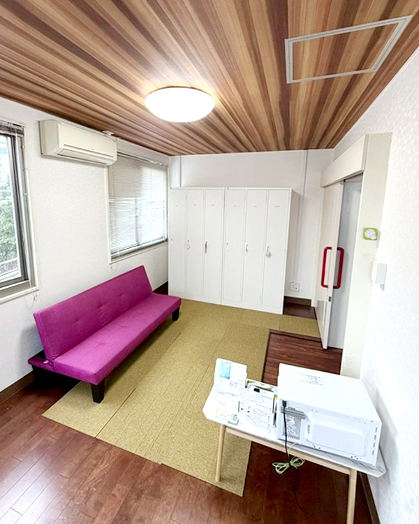 女性用スタッフルーム